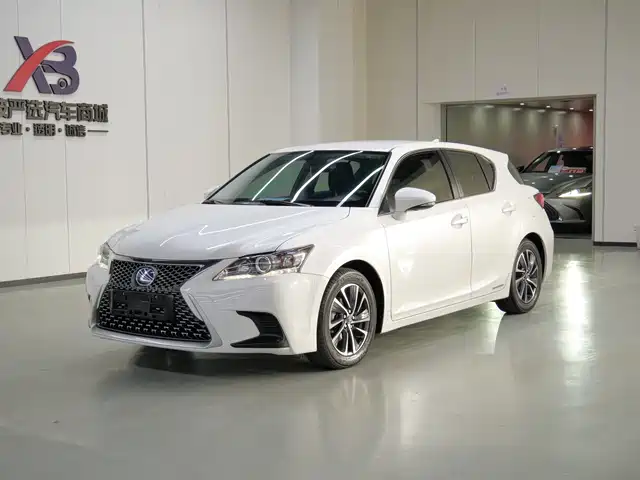 LEXUS CT 2018