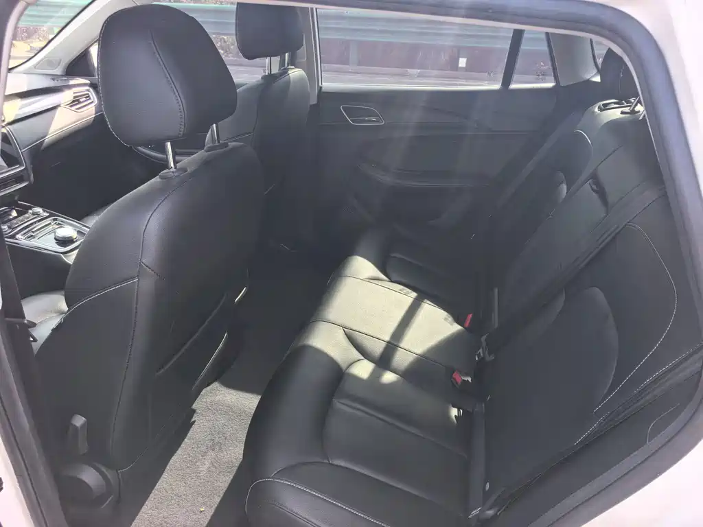 Roewe Ei5 — миниатюра 6