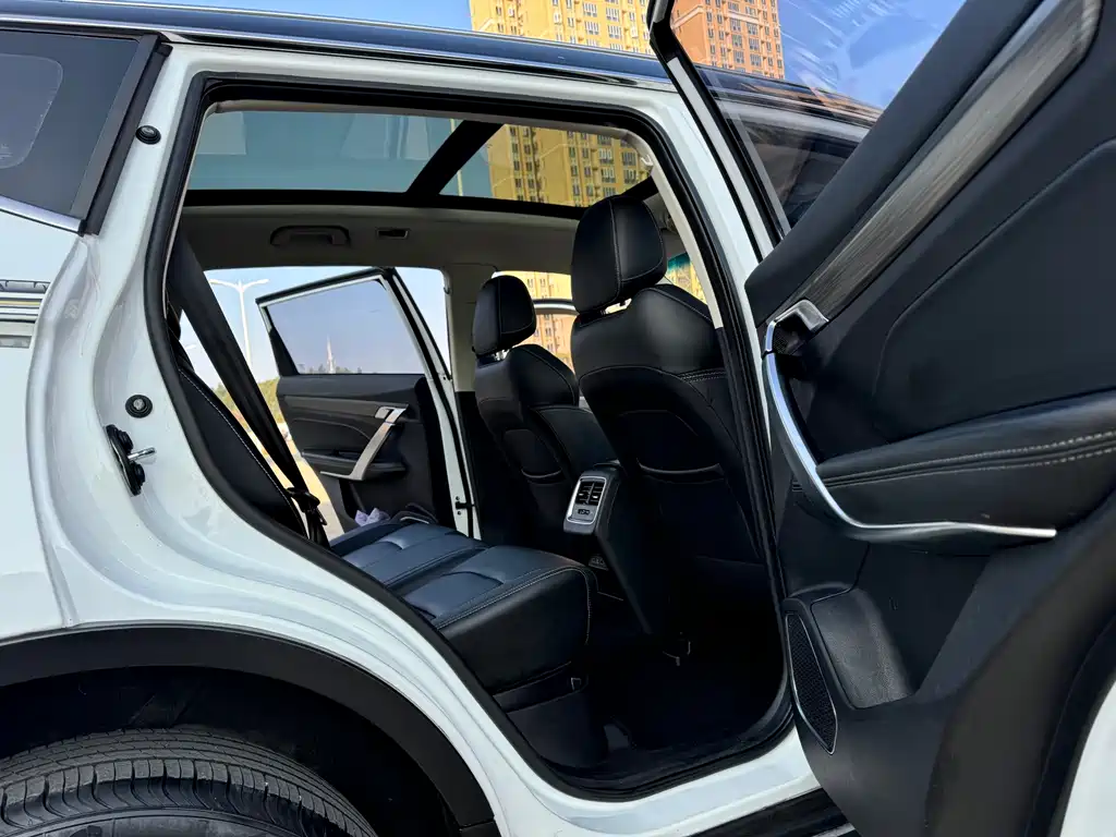 GEELY AUTOMOBILE BOYUE