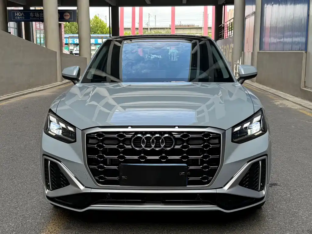 Audi Q2L — миниатюра 2