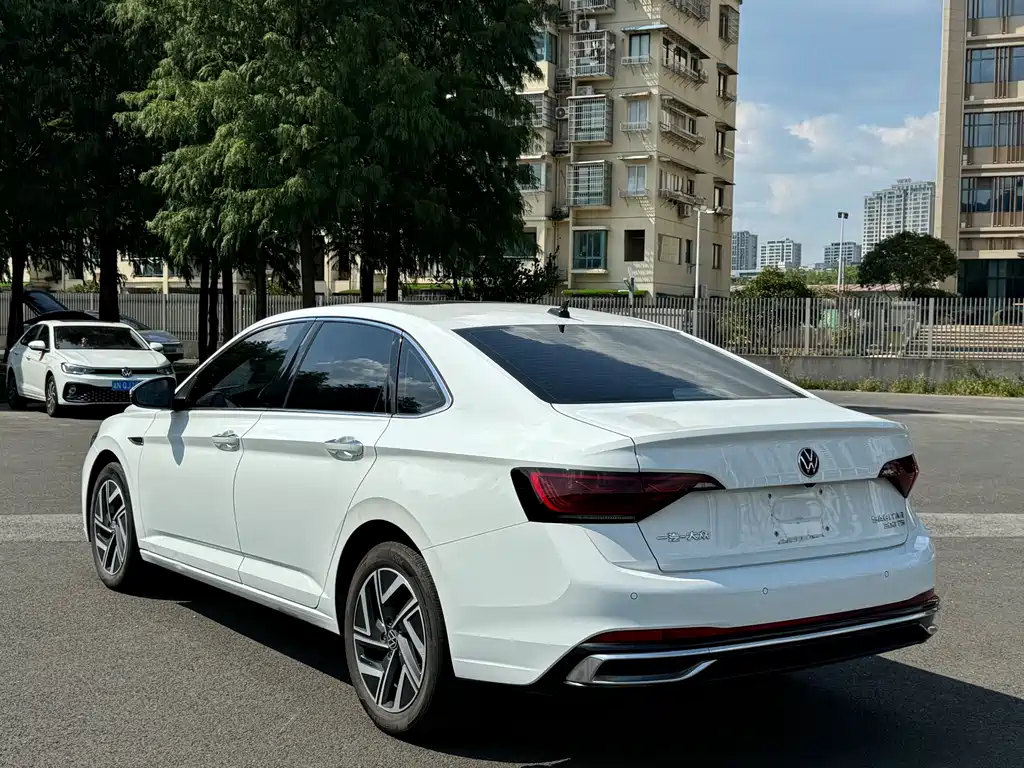 Volkswagen Sagitar — миниатюра 14