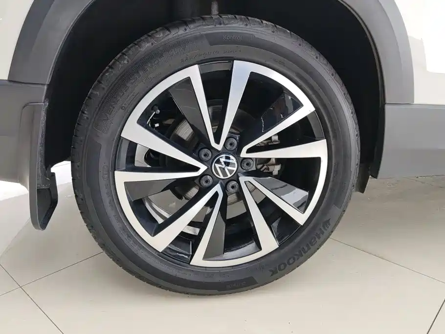 Volkswagen Tharu XR 280TSI 2WD Luxury Edition, фото 6