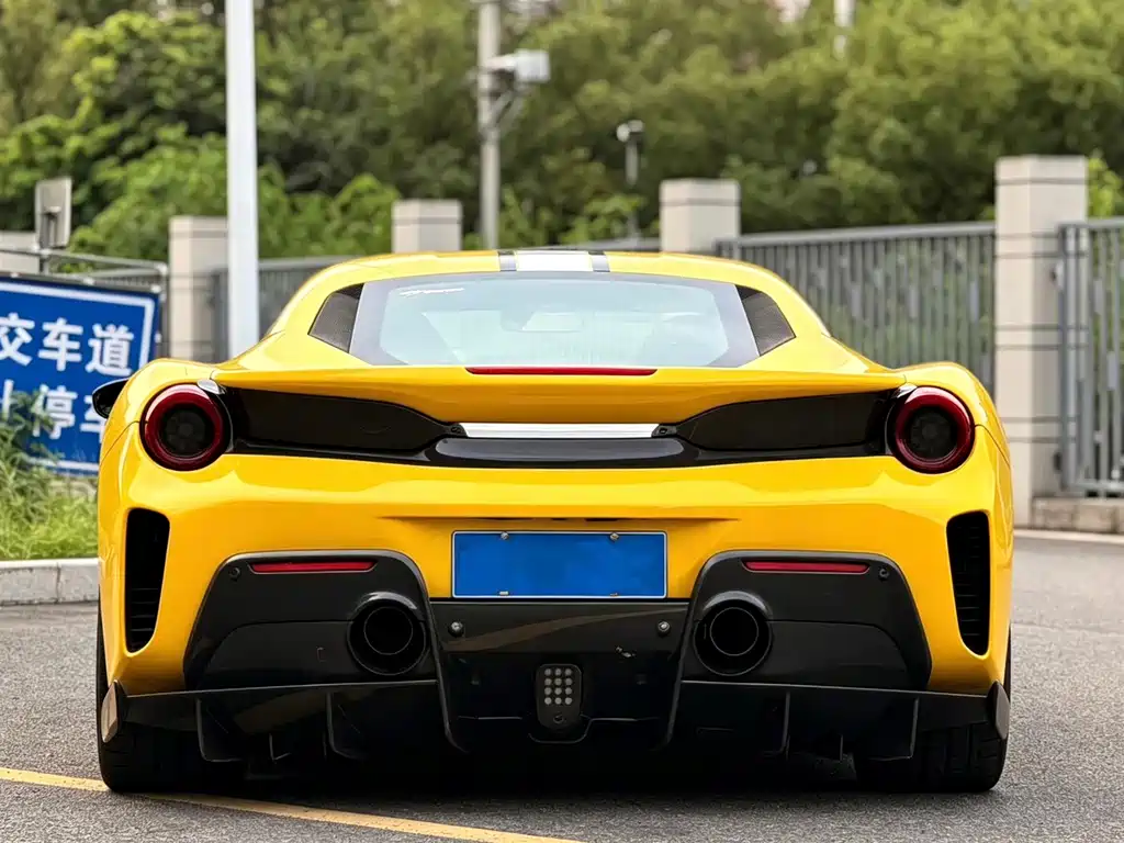 Ferrari 488 — миниатюра 4