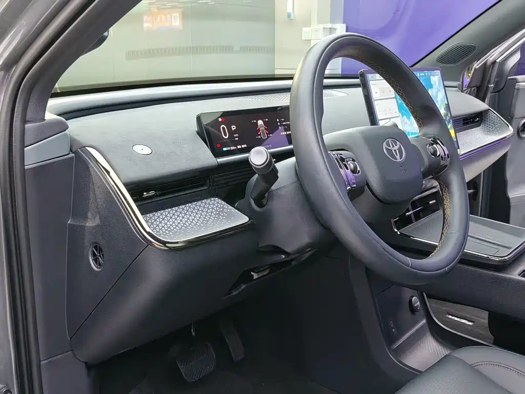 Toyota bZ3X — миниатюра 19
