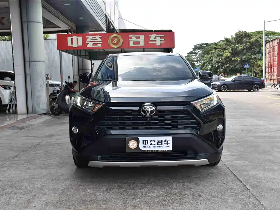Toyota RAV4 2023 2.0L CVT