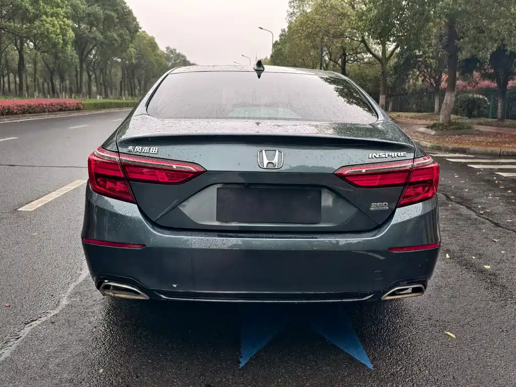 Honda Inspire — миниатюра 8