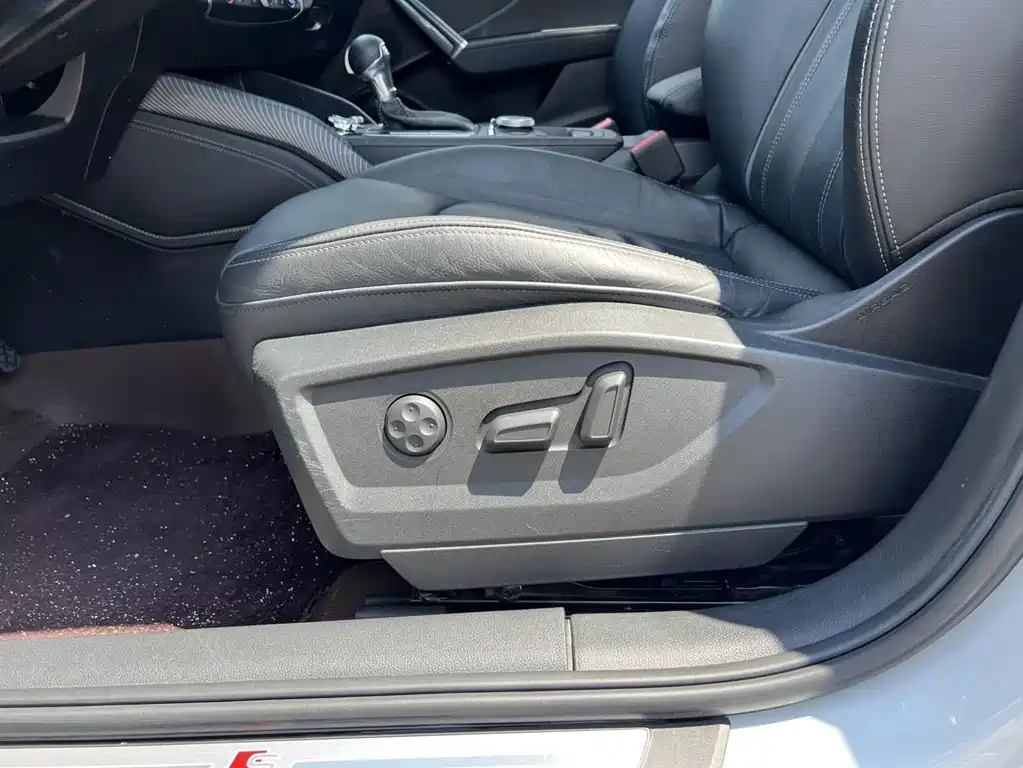 Audi Q2L — миниатюра 4