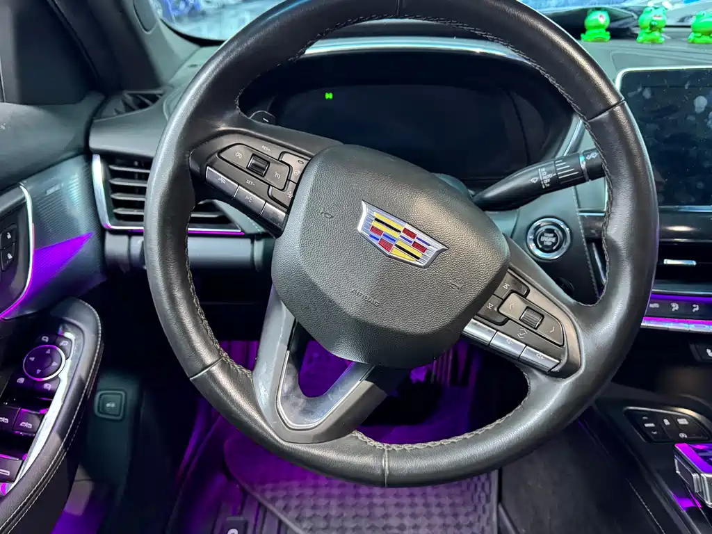 Cadillac CT5 — миниатюра 9