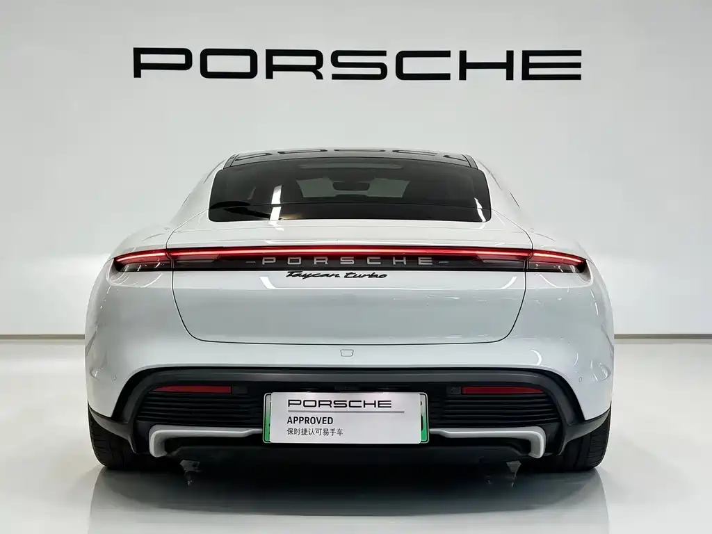Porsche Taycan — миниатюра 5