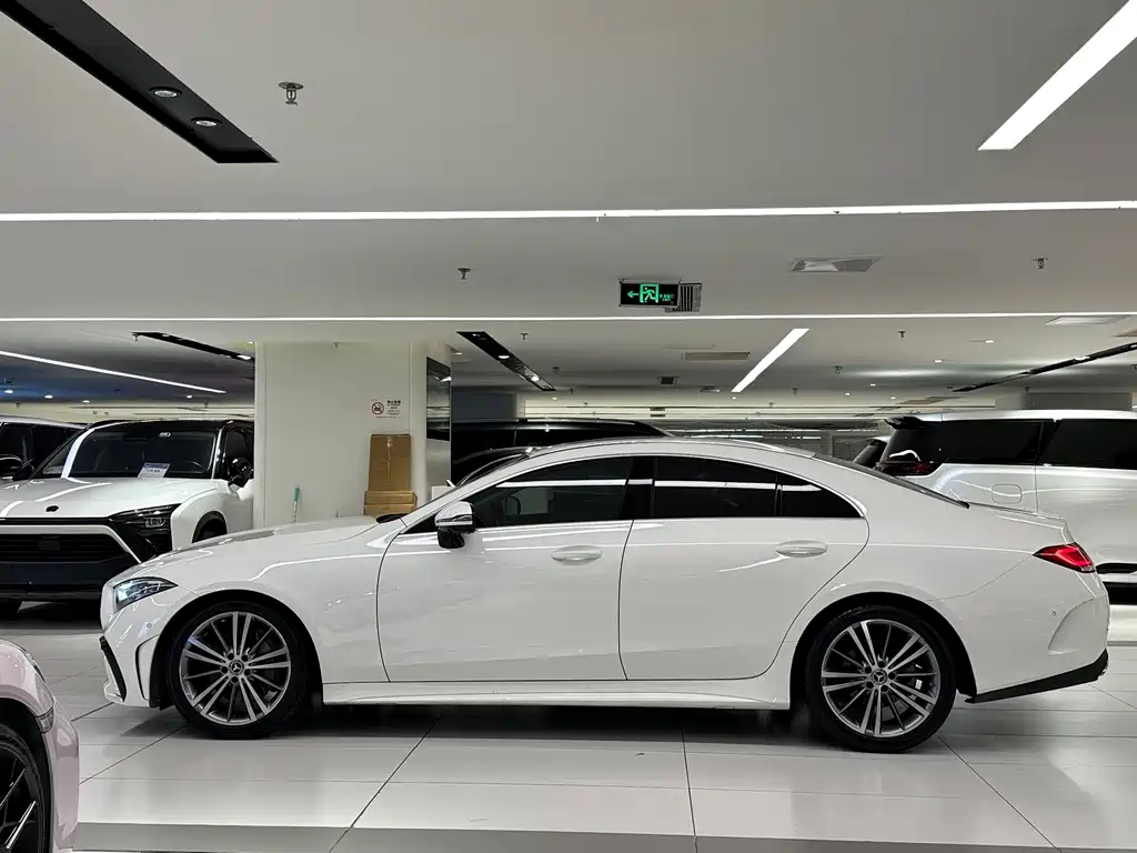Mercedes-Benz CLS — миниатюра 4