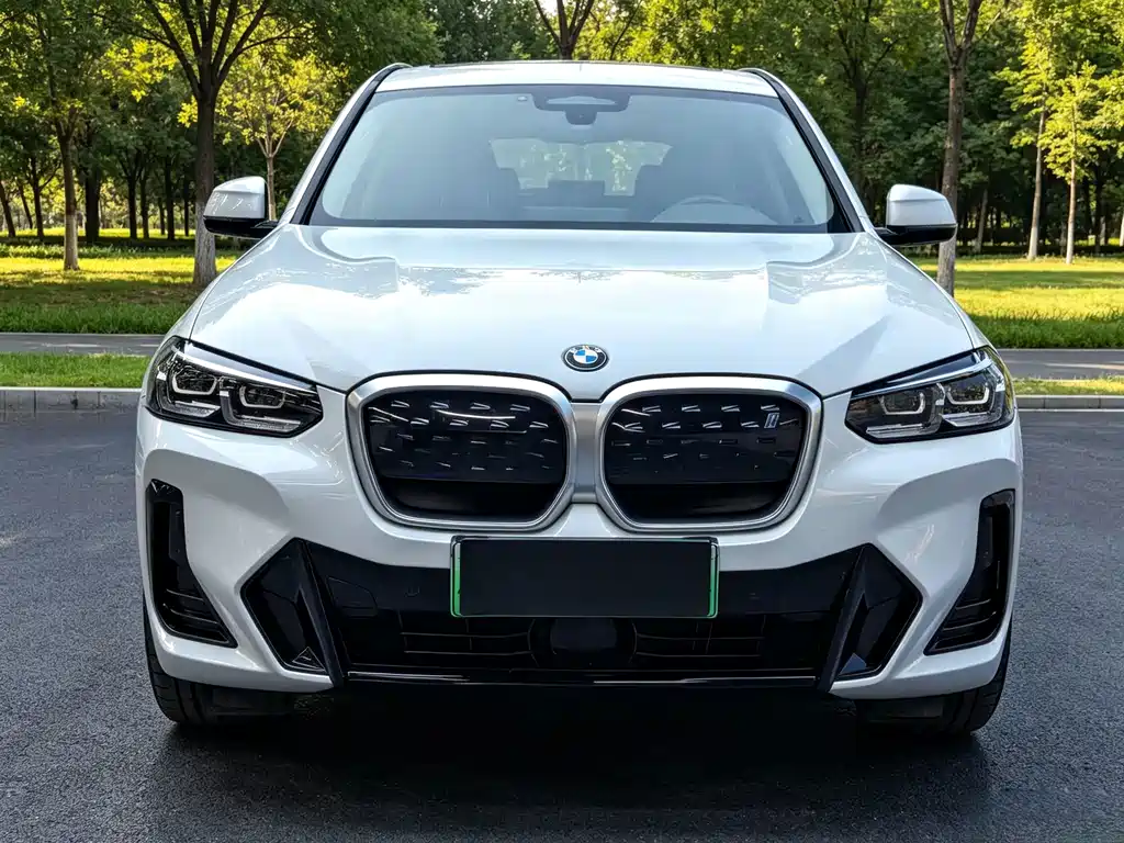 BMW iX3 2024 — фото 2