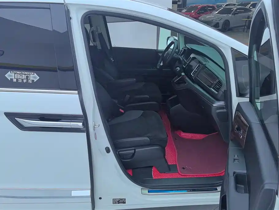 Honda Elysion 2016 2.4L