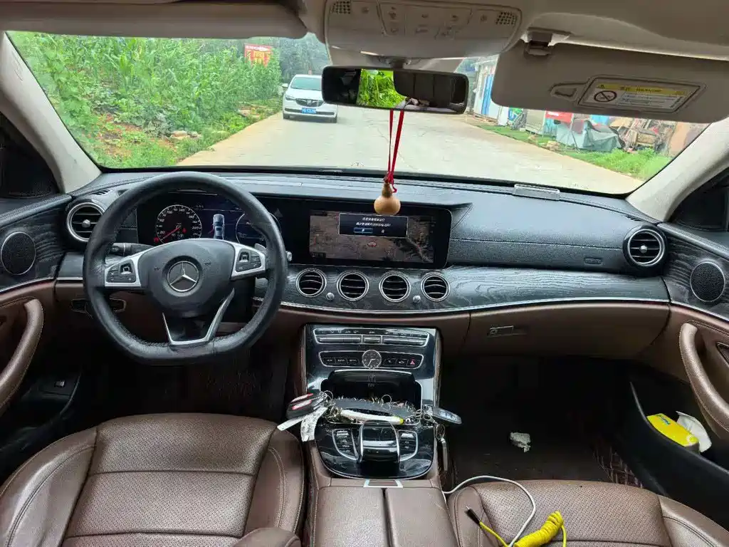 Mercedes-Benz E-Class E 2016 E 300 L Sport Fashion