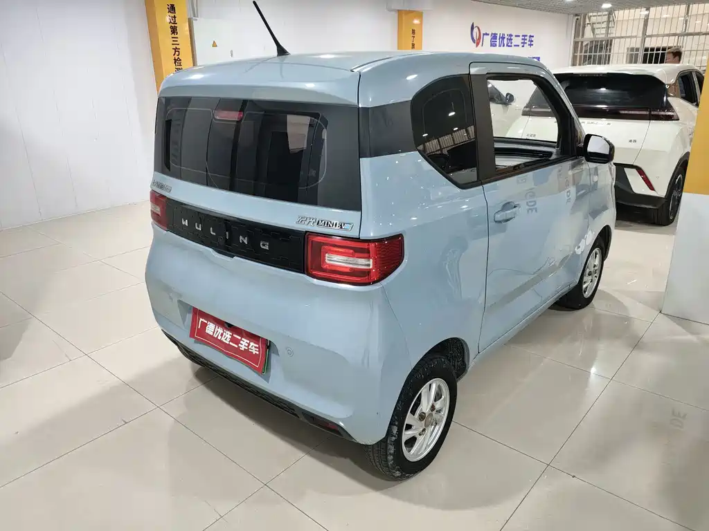 Wuling MINIEV — миниатюра 9