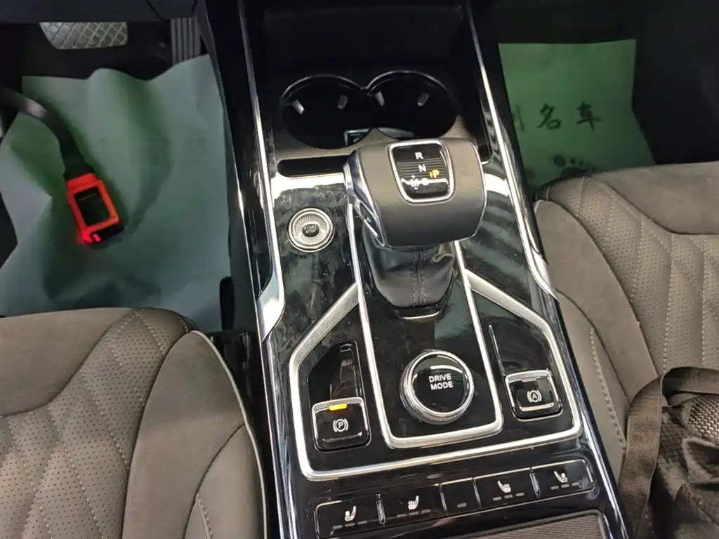 Hongqi Hongqi HS5 — миниатюра 14