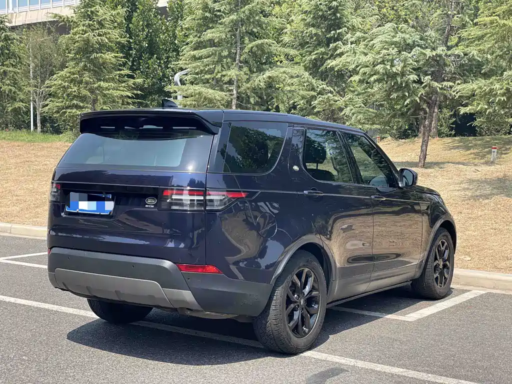 Land Rover Discovery — миниатюра 7