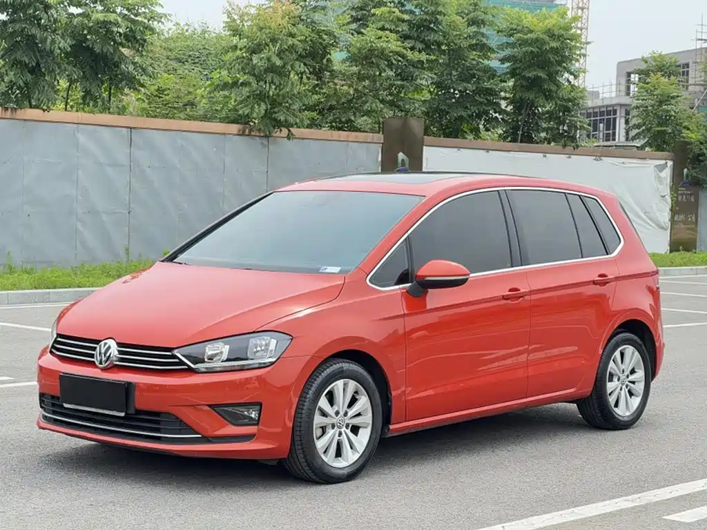 Volkswagen Golf · 2016 230TSI AT