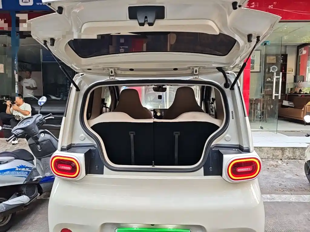 Wuling MINIEV — миниатюра 19