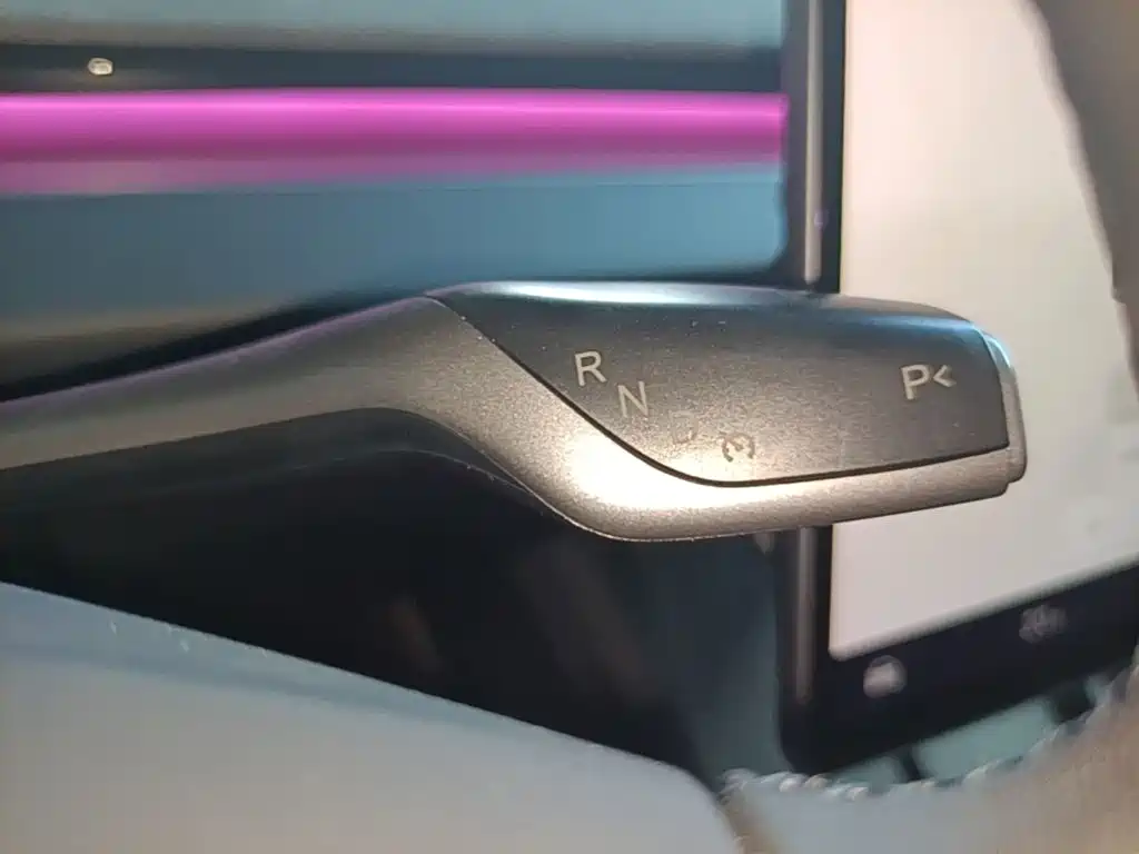 Tesla Model 3 — миниатюра 14