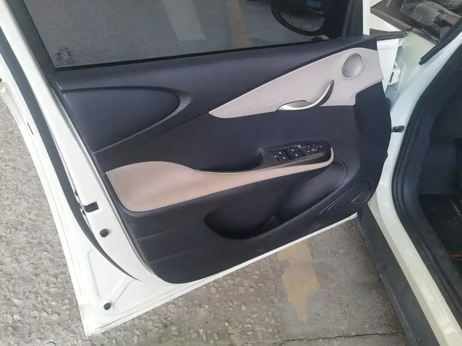 BYD Dolphin — миниатюра 7