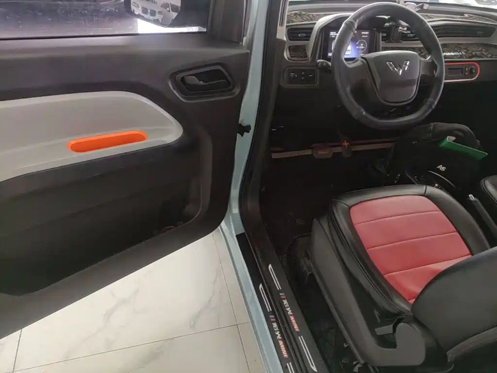 Wuling MINIEV — миниатюра 16