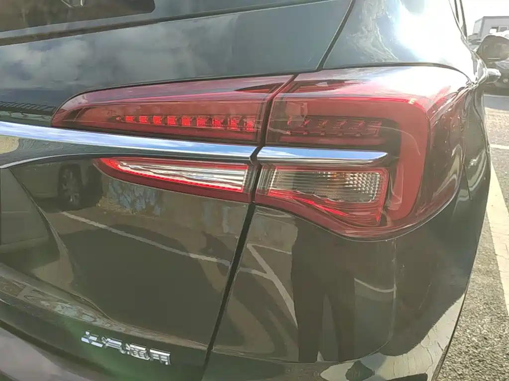 Buick Envision Plus — миниатюра 8