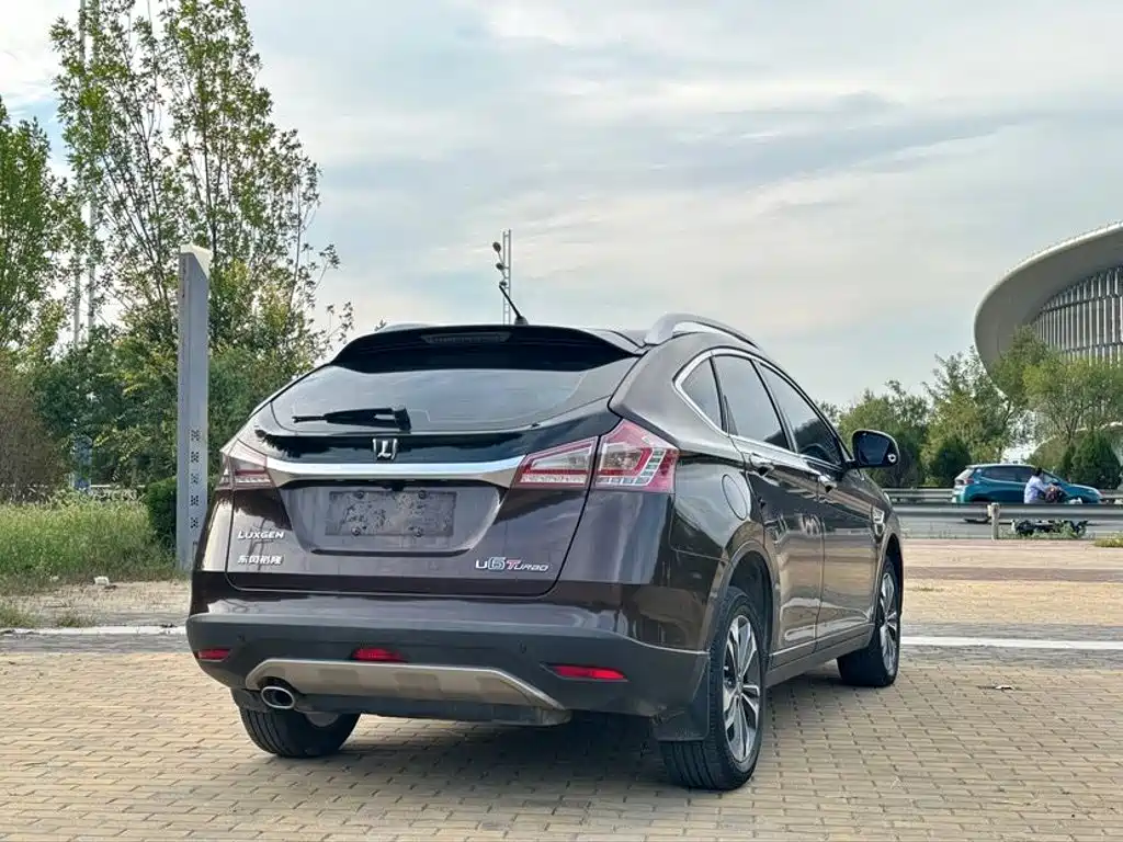 Luxgen U6 — миниатюра 4