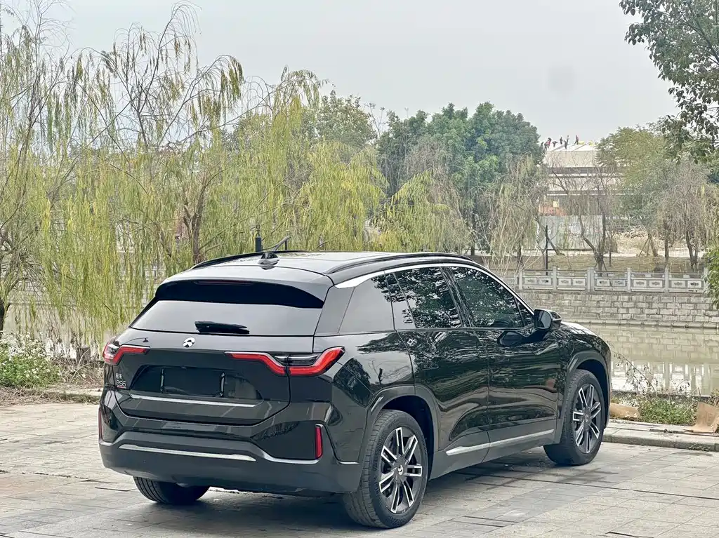 NIO NIO ES6