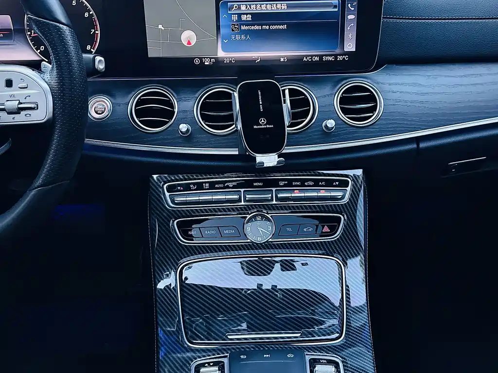 Mercedes-Benz E-Class — миниатюра 10