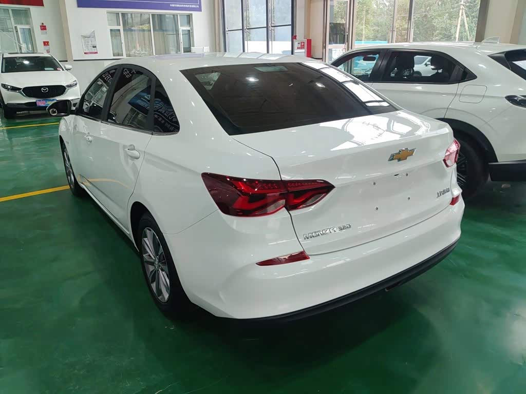 Chevrolet Monza 1.5 л 2022 г. Белый, пробег 15700 км