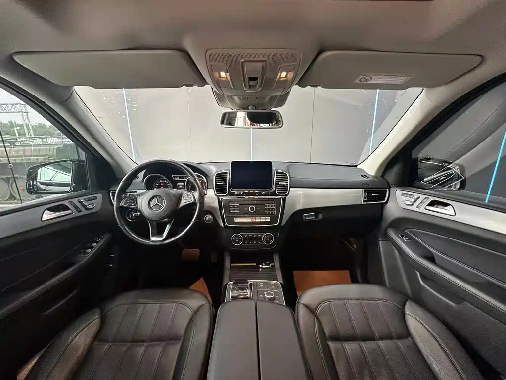 Mercedes-Benz GLS 2018 GLS 320 4MATIC