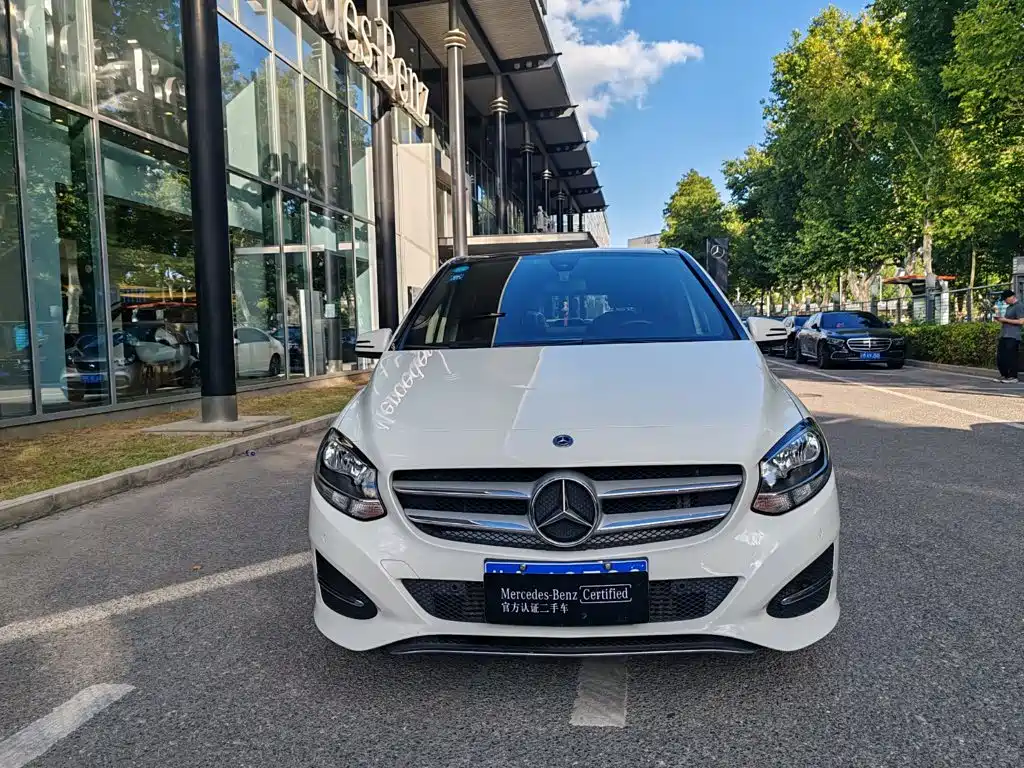 Mercedes-Benz B-Class — миниатюра 5