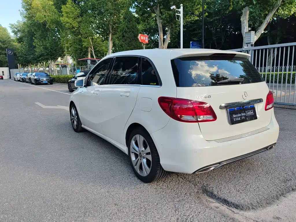 Mercedes-Benz B-Class — миниатюра 3