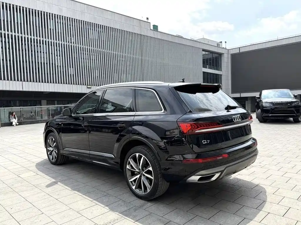 Audi Q7 — миниатюра 19