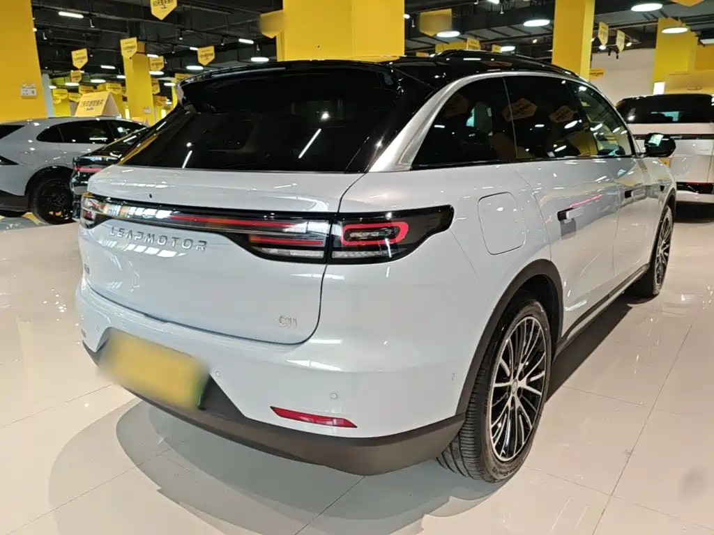 Leapmotor Leapmotor C11 — миниатюра 7