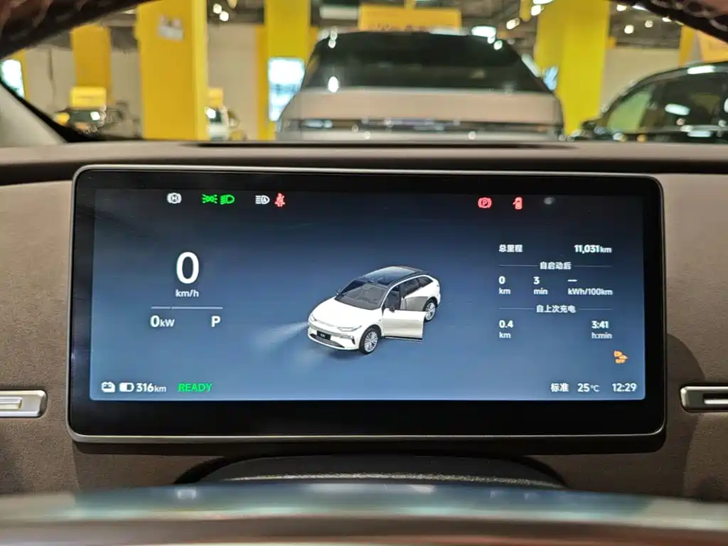 Leapmotor Leapmotor C11 — миниатюра 12