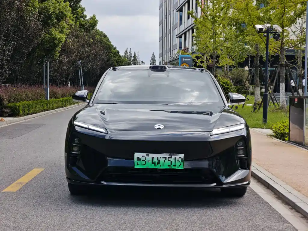 NIO ET5T