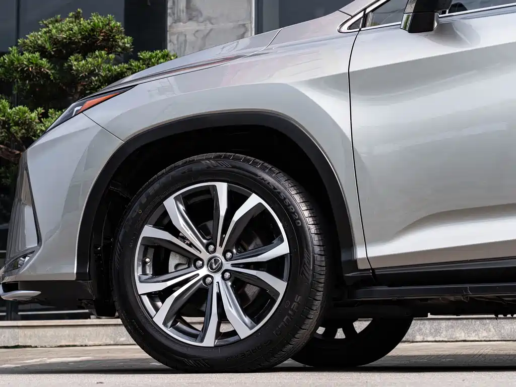 Lexus RX — миниатюра 8