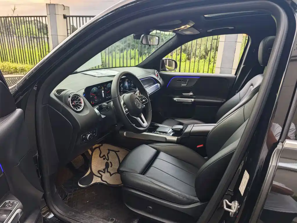 Mercedes-Benz GLB — миниатюра 4