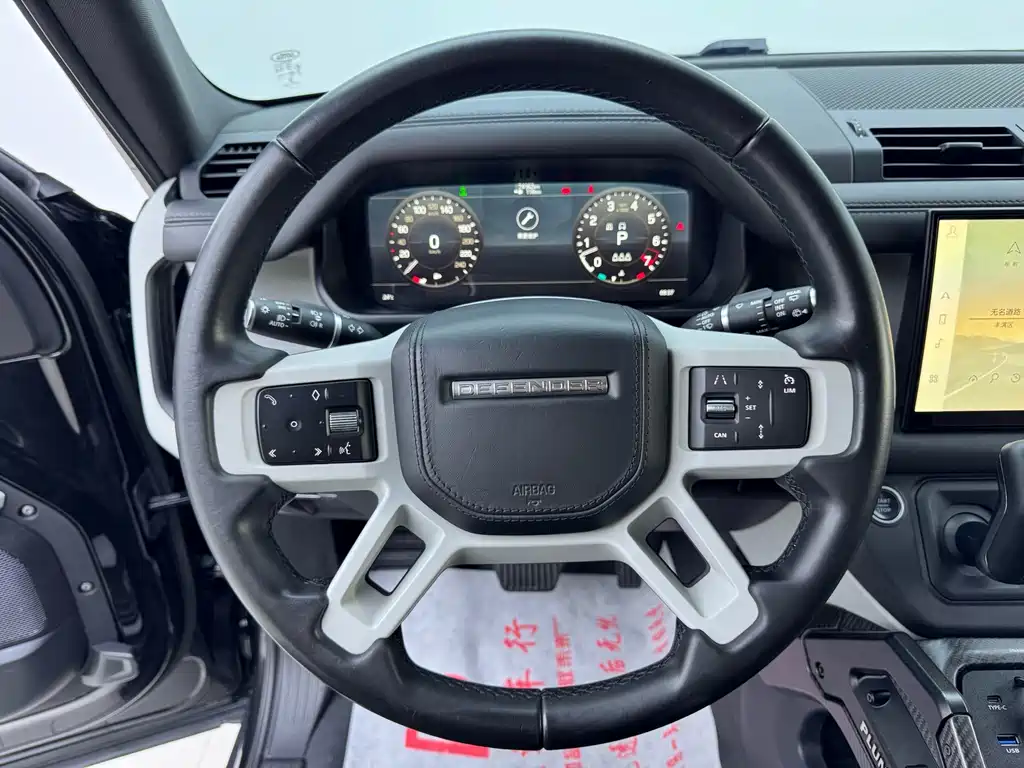 Land Rover Defender — миниатюра 11