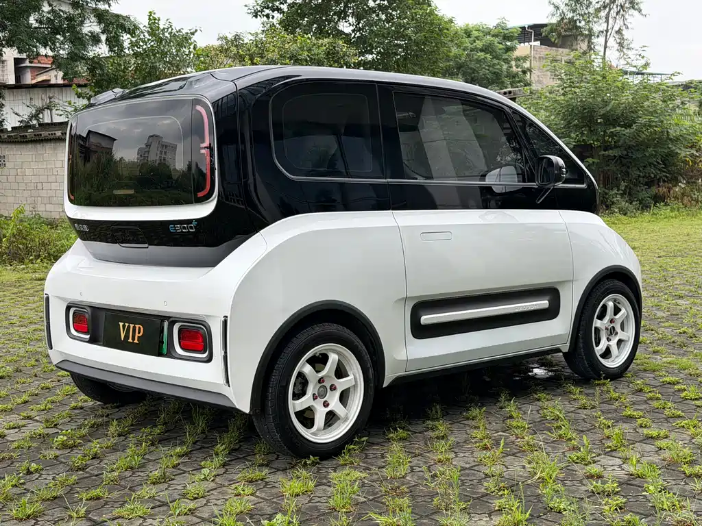 Baojun E300 2020 Plus