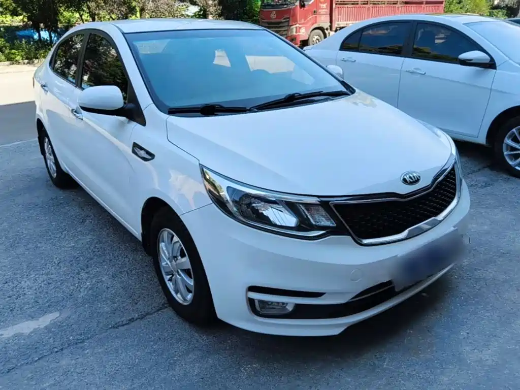 Kia K2 — миниатюра 4