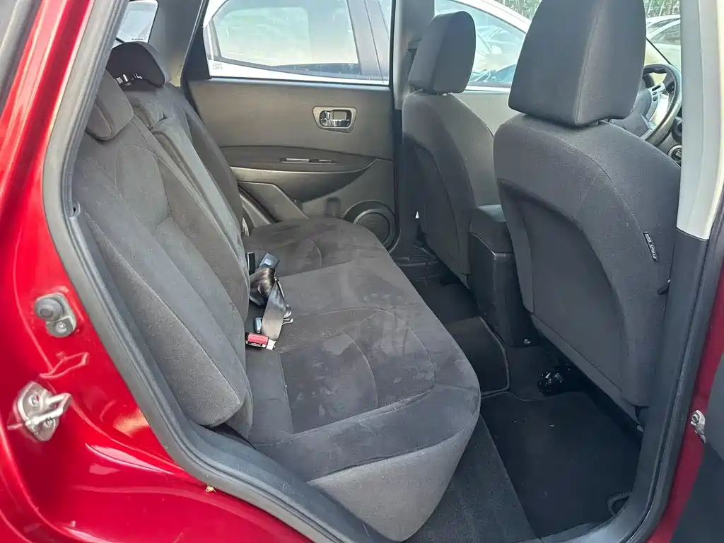 Nissan Qashqai — миниатюра 4
