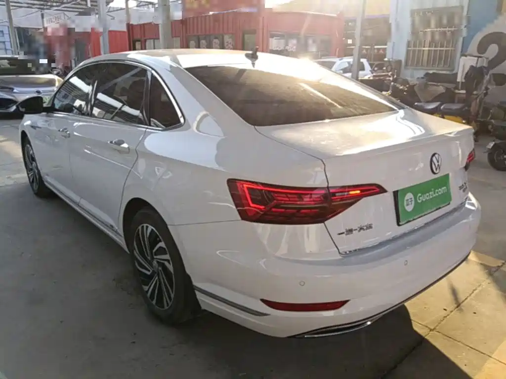 Volkswagen Sagitar — миниатюра 5
