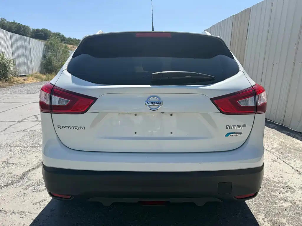 Nissan Qashqai — миниатюра 8