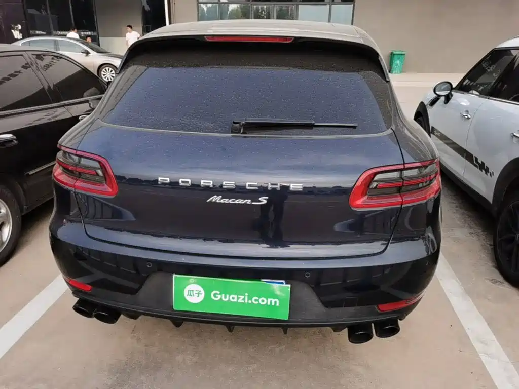 Porsche Macan — миниатюра 6