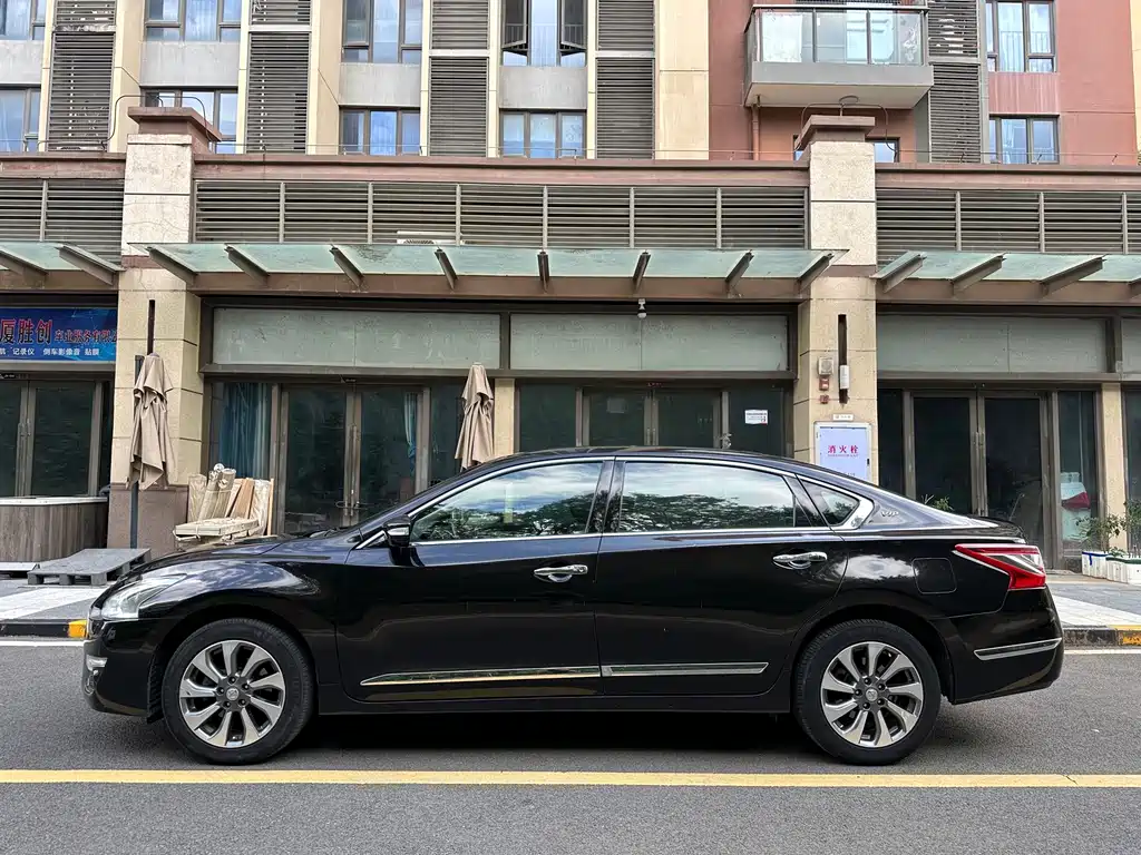 Nissan Teana Duke 2.5L XV Champions League Glory Edition, фото 7