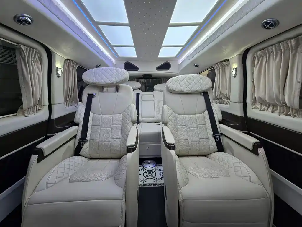 Mercedes-Benz 奔驰V级(进口) — миниатюра 7