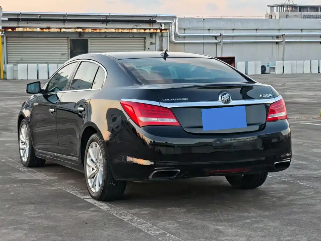 Buick LaCrosse — миниатюра 4