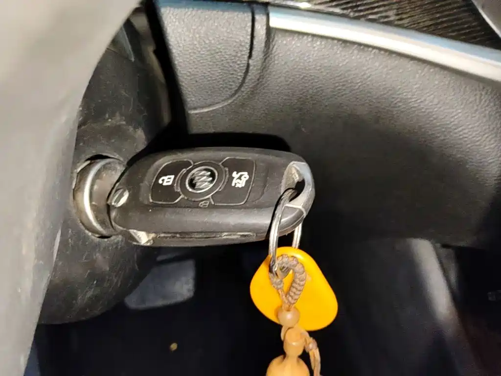 Buick Verano — миниатюра 9